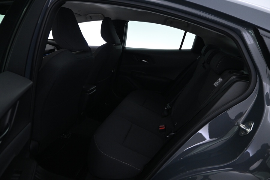 Toyota Prius Plug-in vaihtoauto