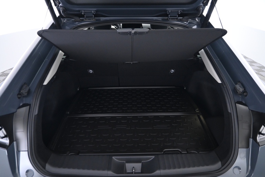 Toyota Prius Plug-in vaihtoauto