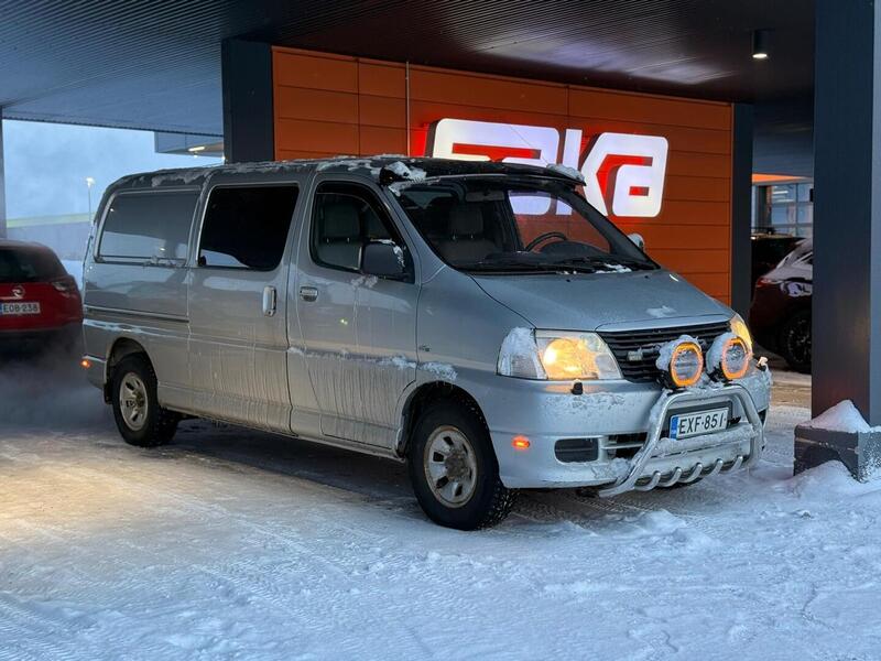 Toyota Hiace vaihtoauto