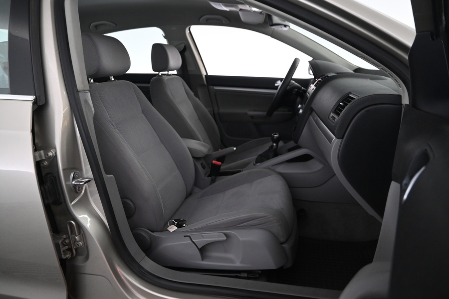 Volkswagen Jetta vaihtoauto