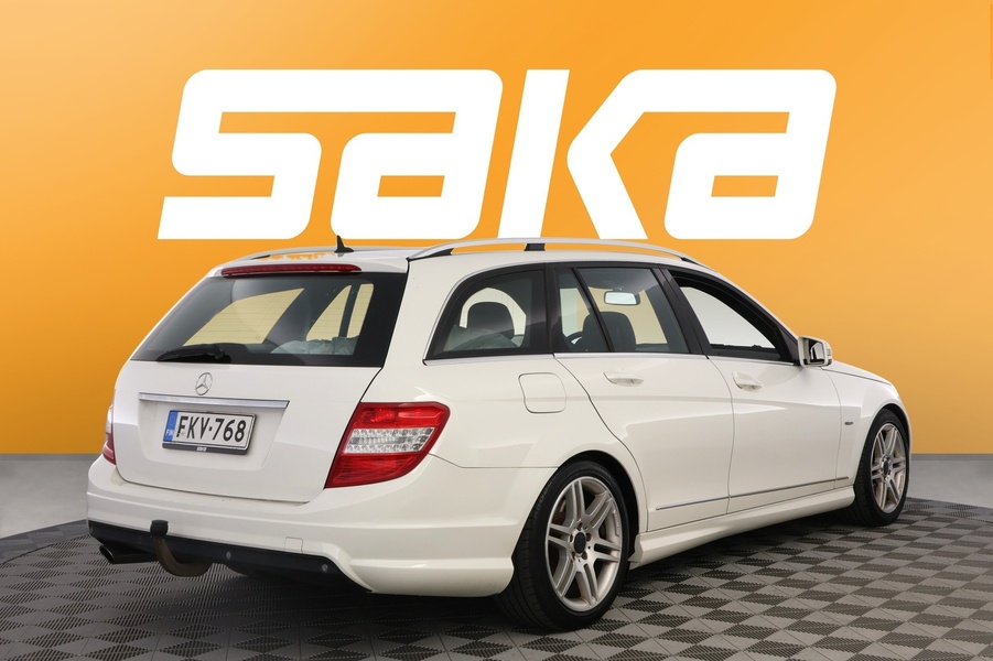 Mercedes-Benz C vaihtoauto