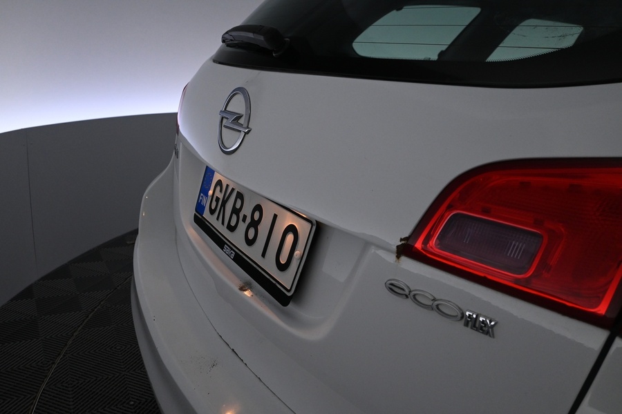 Opel Astra vaihtoauto