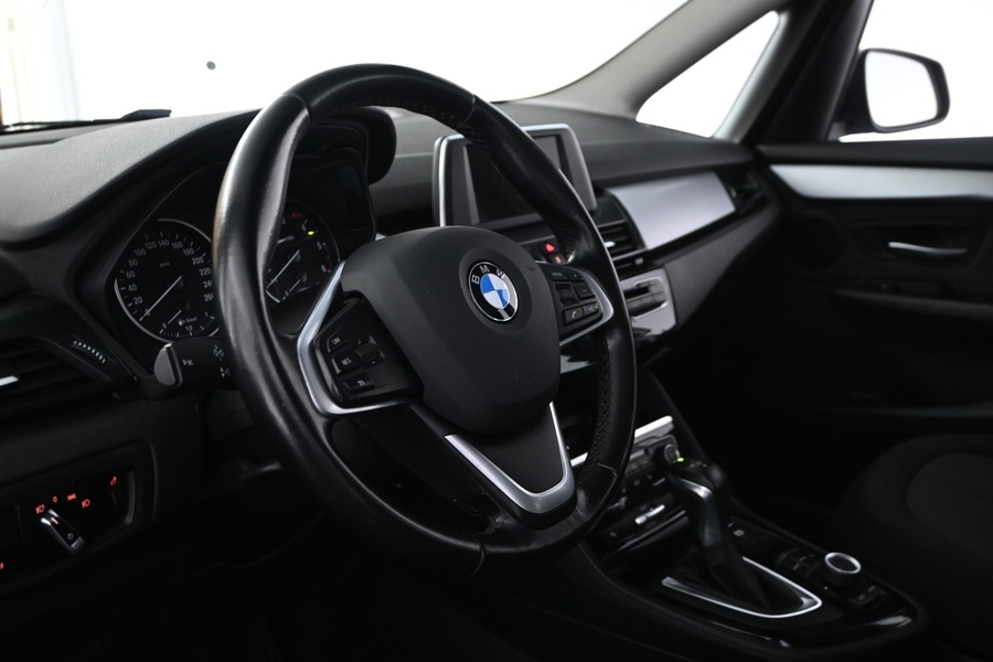 BMW 218 vaihtoauto