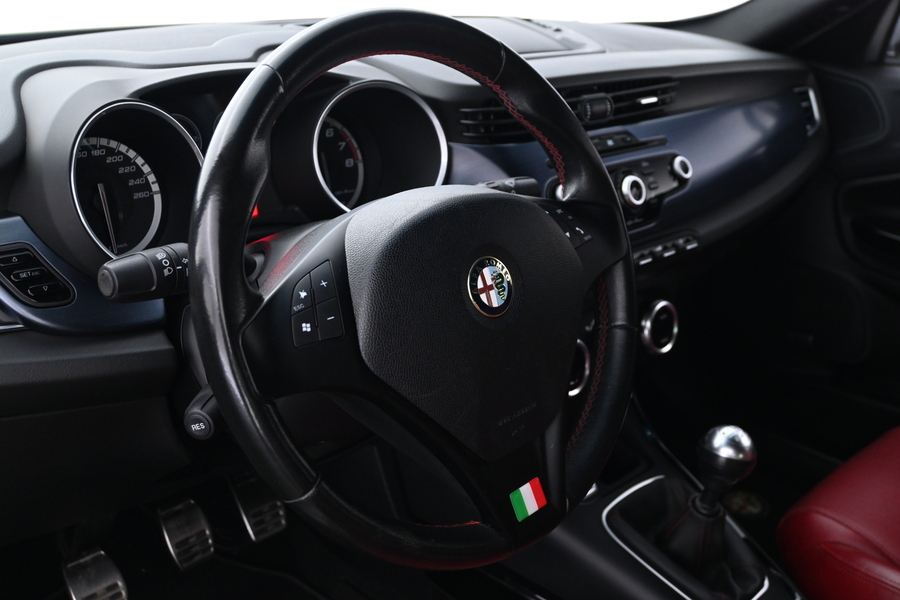 Alfa Romeo Giulietta vaihtoauto
