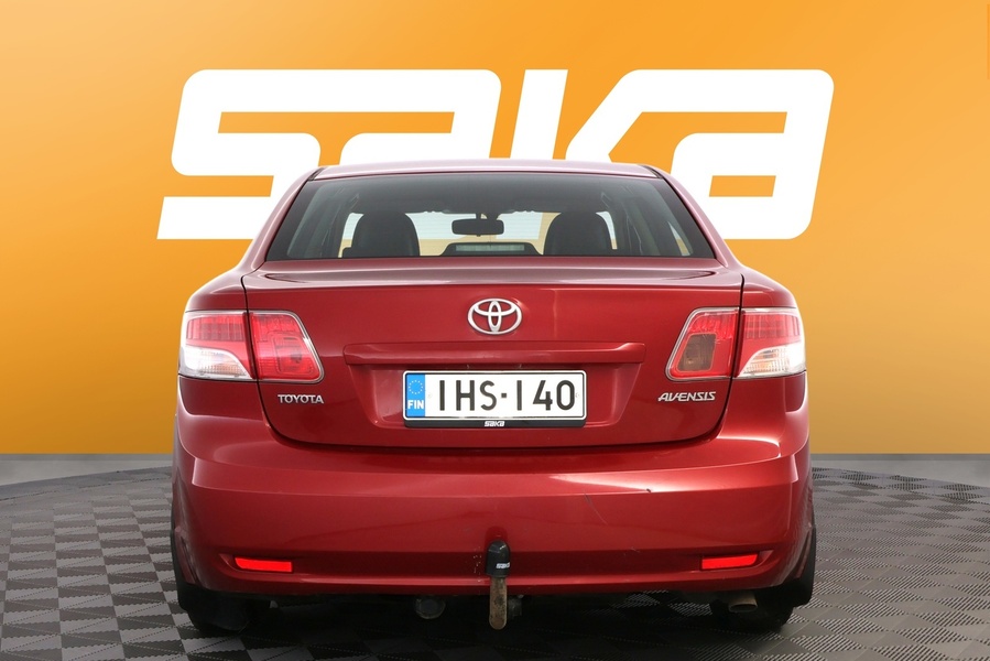 Toyota Avensis vaihtoauto