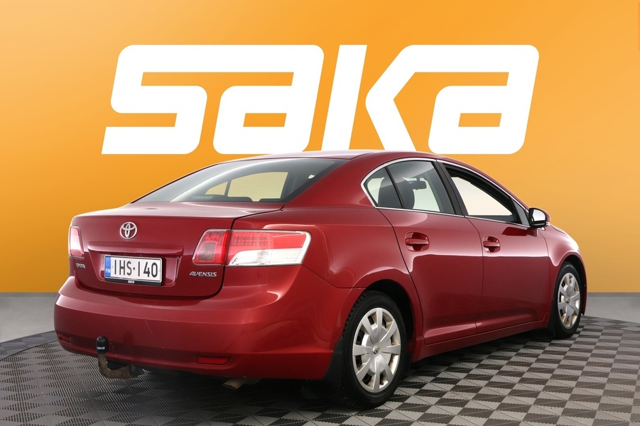 Toyota Avensis vaihtoauto