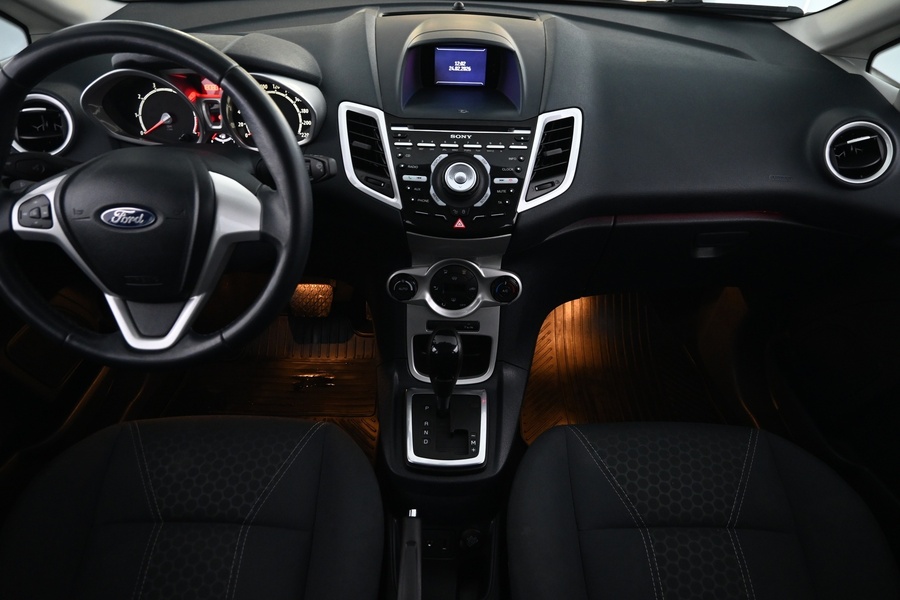 Ford Fiesta vaihtoauto