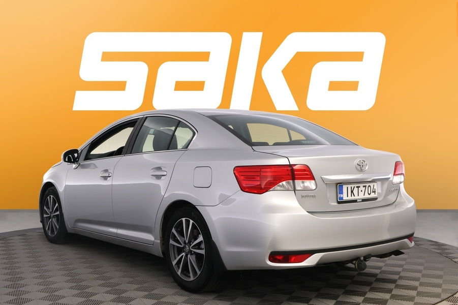 Toyota Avensis vaihtoauto