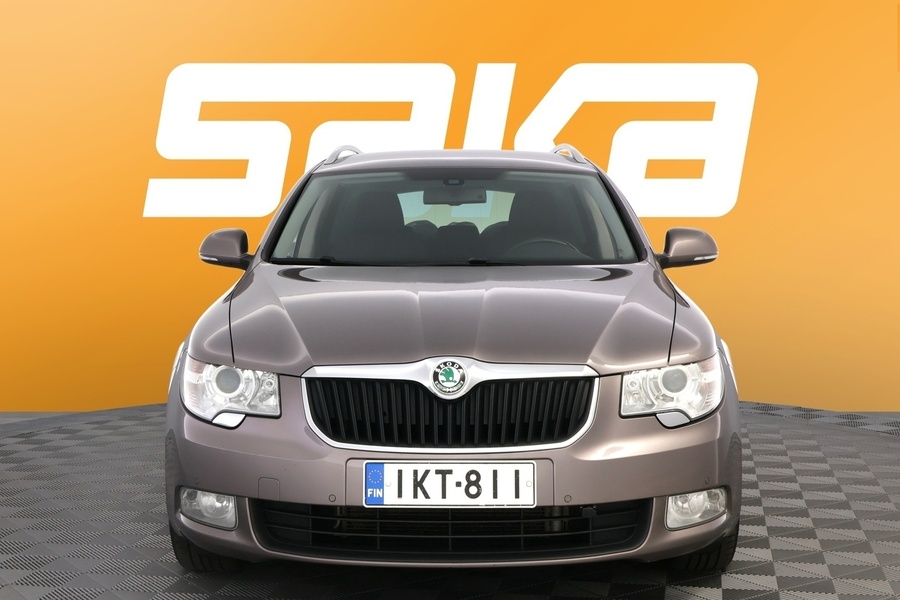 Skoda Superb vaihtoauto