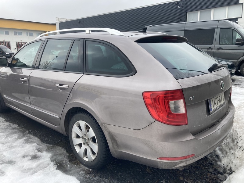 Skoda Superb vaihtoauto