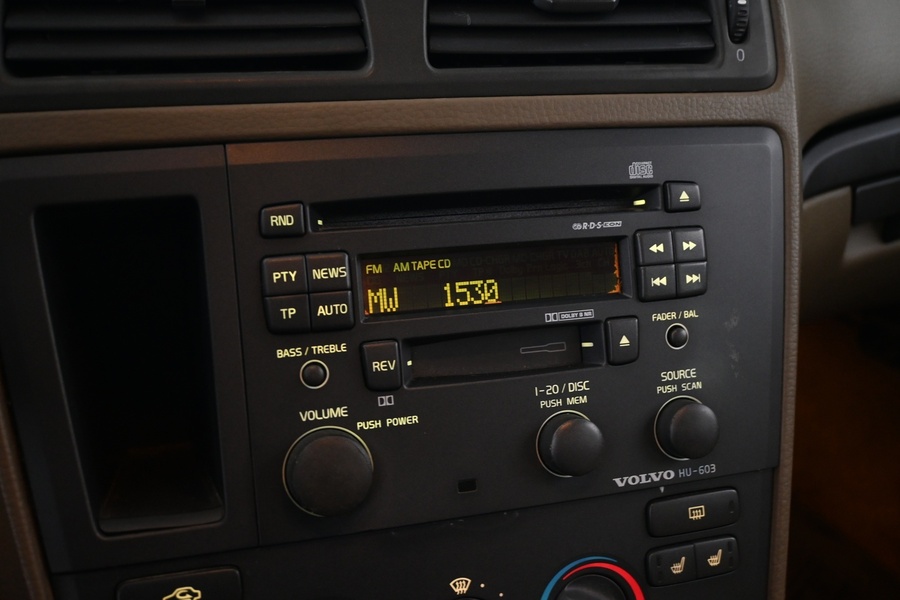 Volvo V70 vaihtoauto