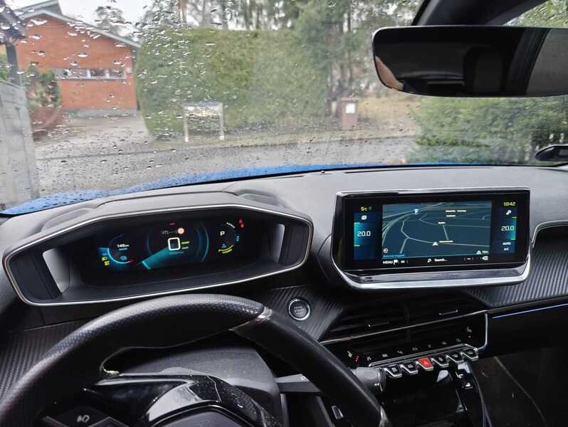 Peugeot e-208 vaihtoauto