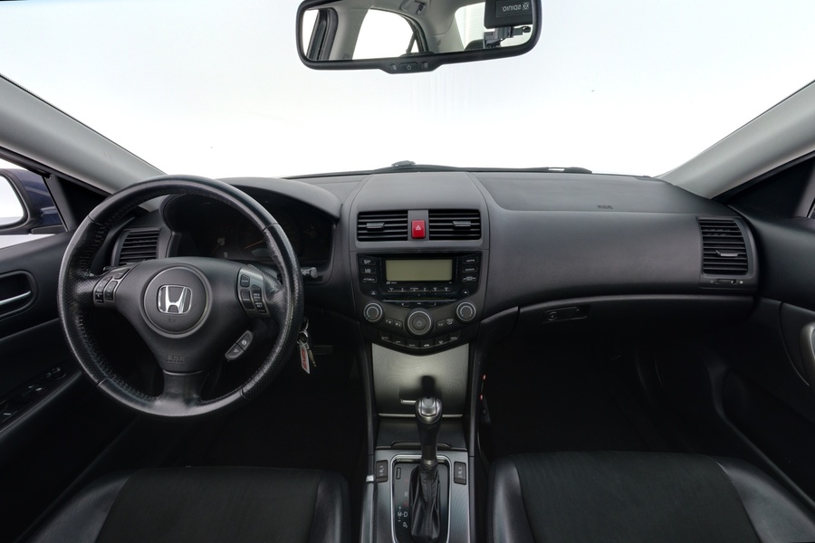 Honda Accord vaihtoauto