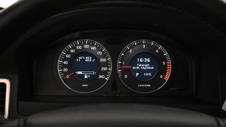 Volvo V70 vaihtoauto