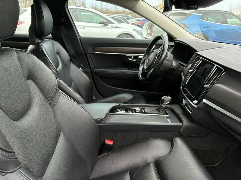 Volvo V90 Cross Country vaihtoauto