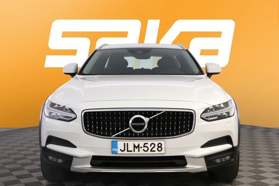 Volvo V90 Cross Country vaihtoauto