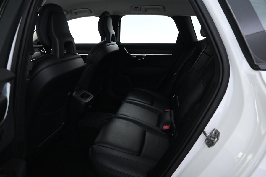 Volvo V90 Cross Country vaihtoauto