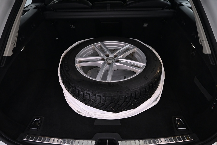 Volvo V90 Cross Country vaihtoauto