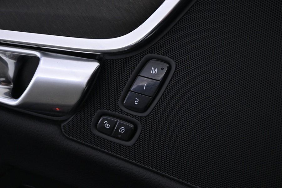 Volvo V90 Cross Country vaihtoauto