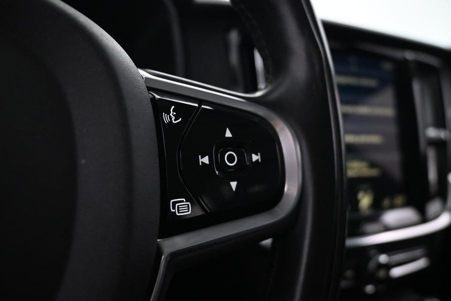 Volvo V90 Cross Country vaihtoauto