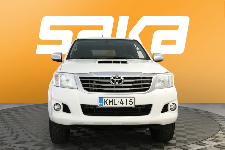 Toyota Hilux vaihtoauto