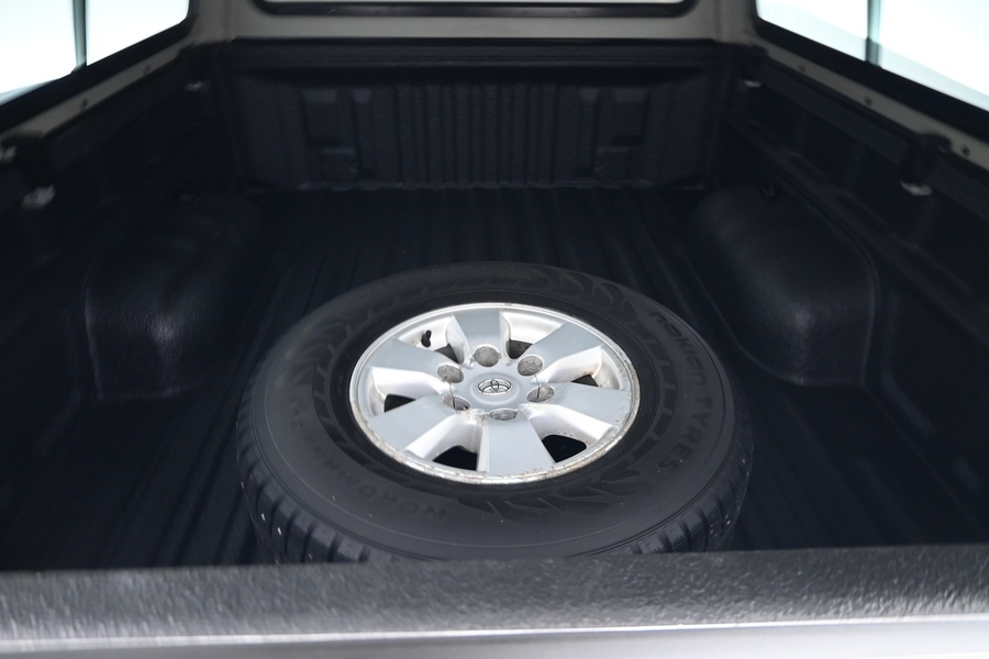 Toyota Hilux vaihtoauto