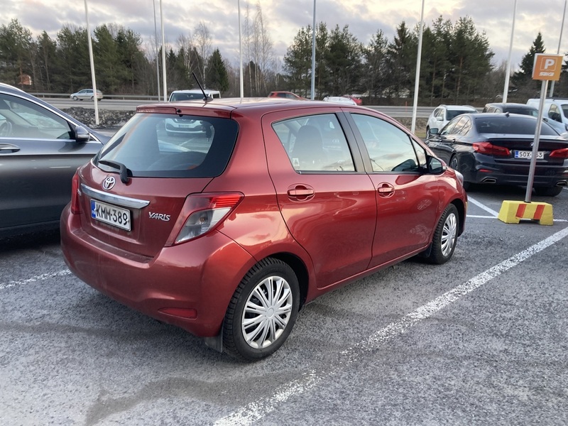 Toyota Yaris vaihtoauto
