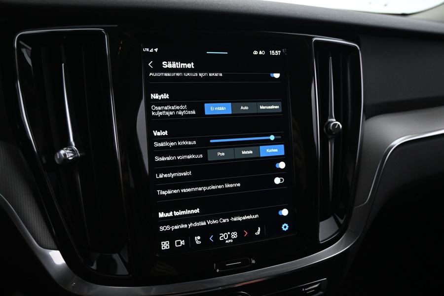 Volvo V60 vaihtoauto