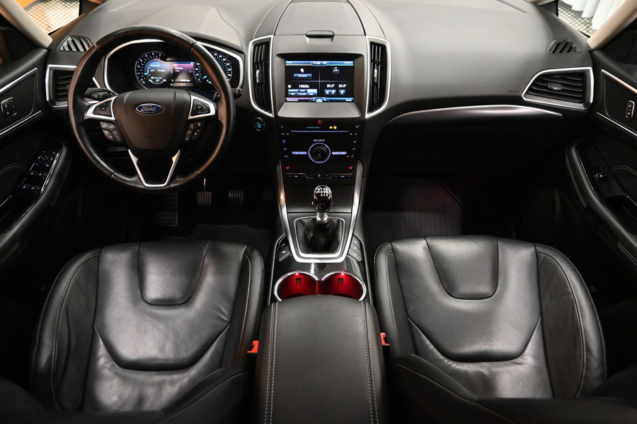 Ford S-MAX vaihtoauto