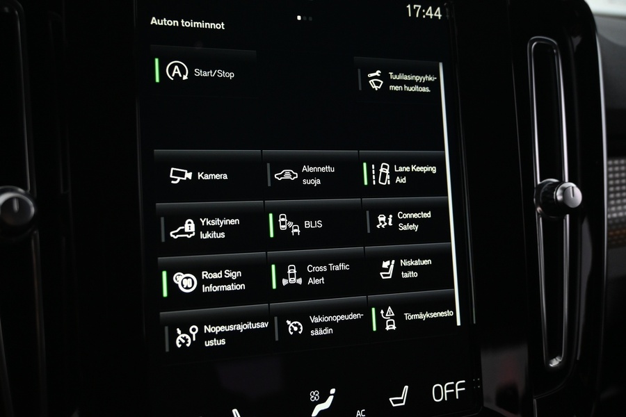 Volvo XC40 vaihtoauto