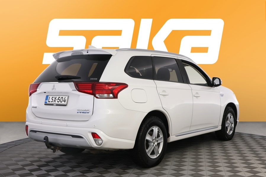 Mitsubishi Outlander vaihtoauto