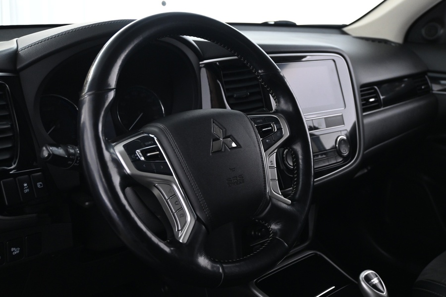 Mitsubishi Outlander vaihtoauto