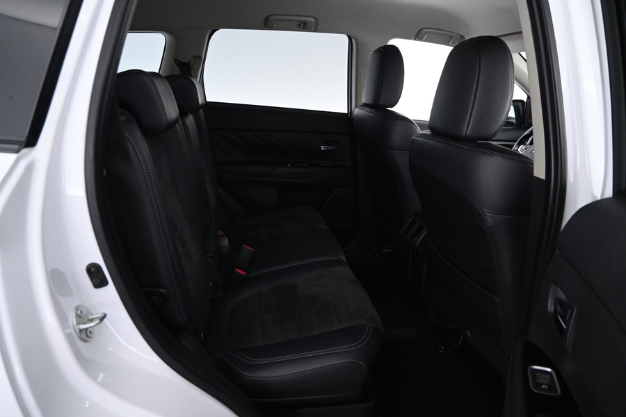 Mitsubishi Outlander vaihtoauto