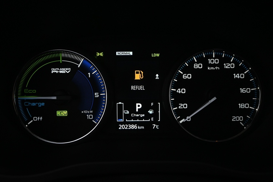 Mitsubishi Outlander vaihtoauto