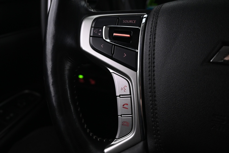 Mitsubishi Outlander vaihtoauto