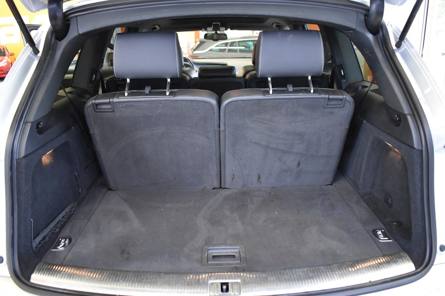 Audi Q7 vaihtoauto