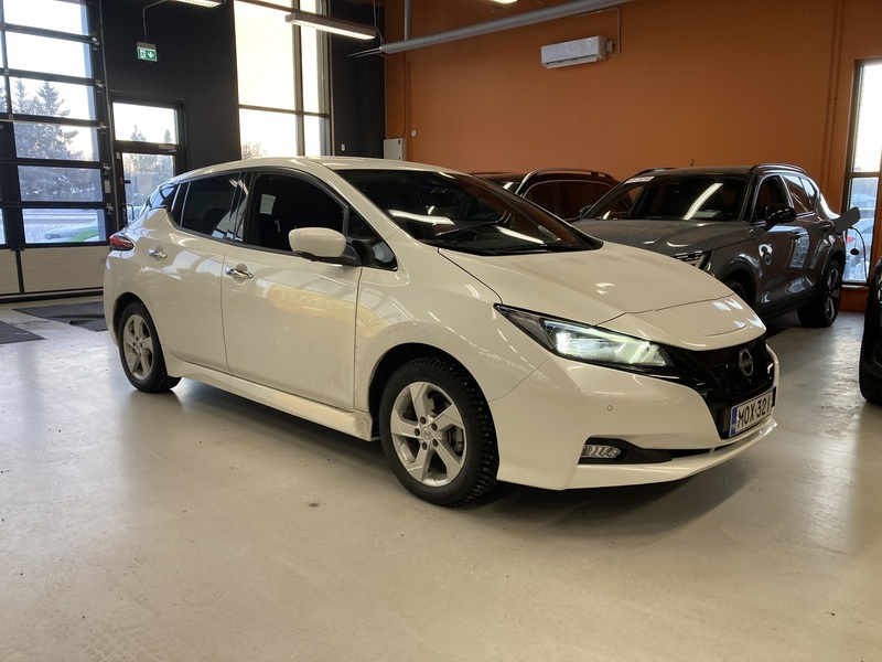 Nissan Leaf vaihtoauto