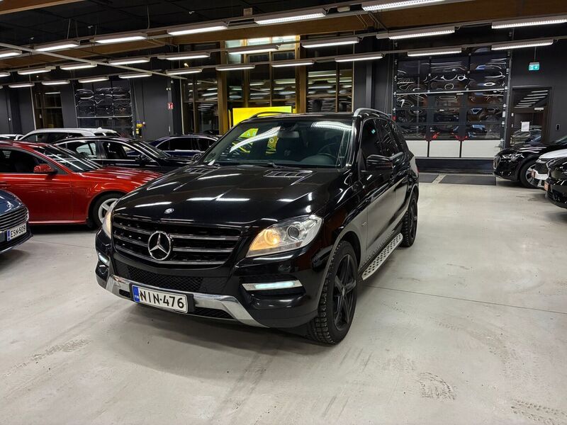 Mercedes-Benz ML vaihtoauto