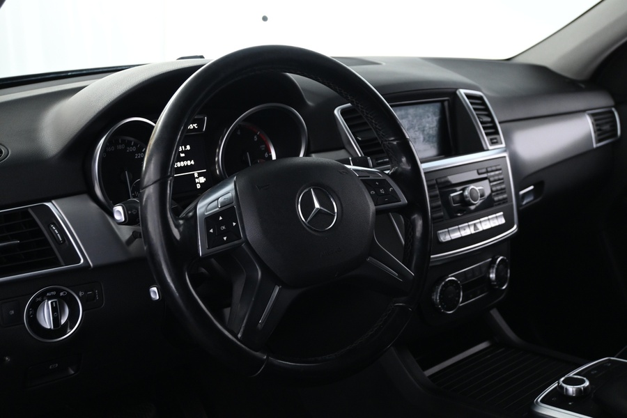 Mercedes-Benz ML vaihtoauto