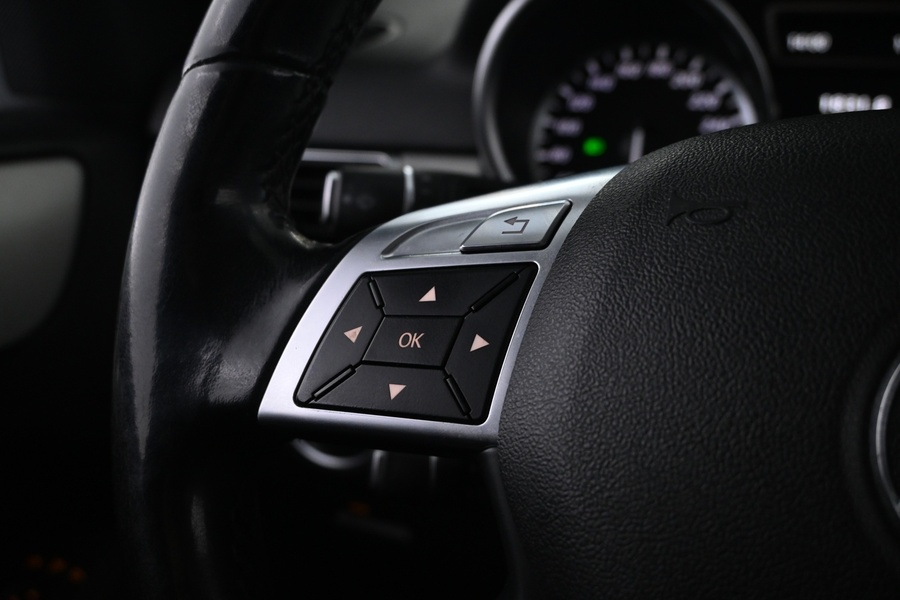 Mercedes-Benz ML vaihtoauto