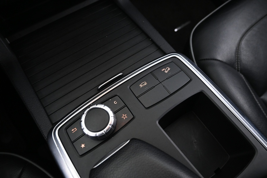 Mercedes-Benz ML vaihtoauto