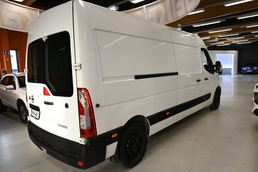 Nissan NV400 vaihtoauto