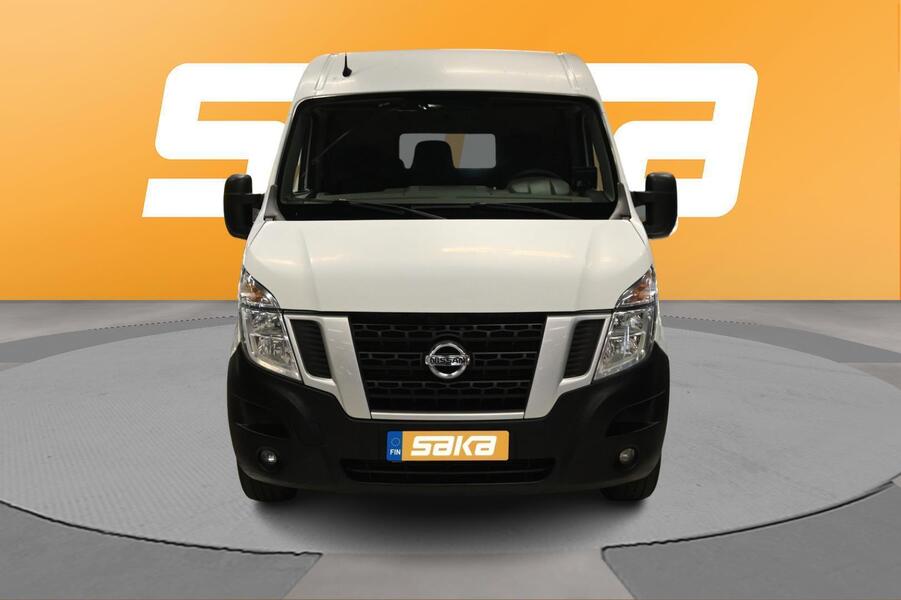 Nissan NV400 vaihtoauto