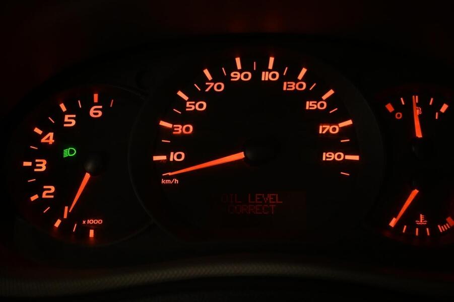 Nissan NV400 vaihtoauto