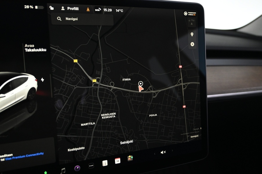 Tesla Model 3 vaihtoauto