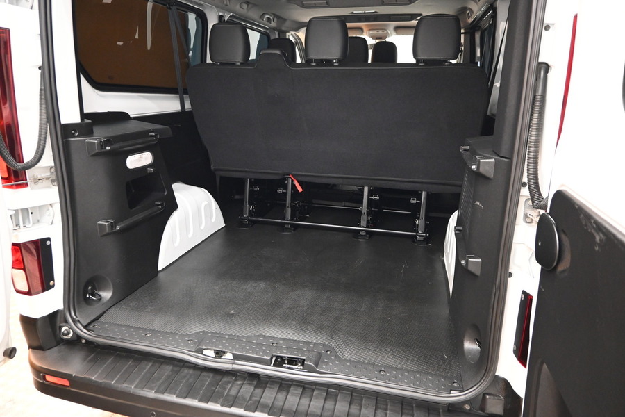 Nissan NV300 vaihtoauto