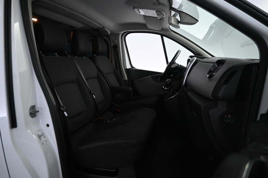 Nissan NV300 vaihtoauto