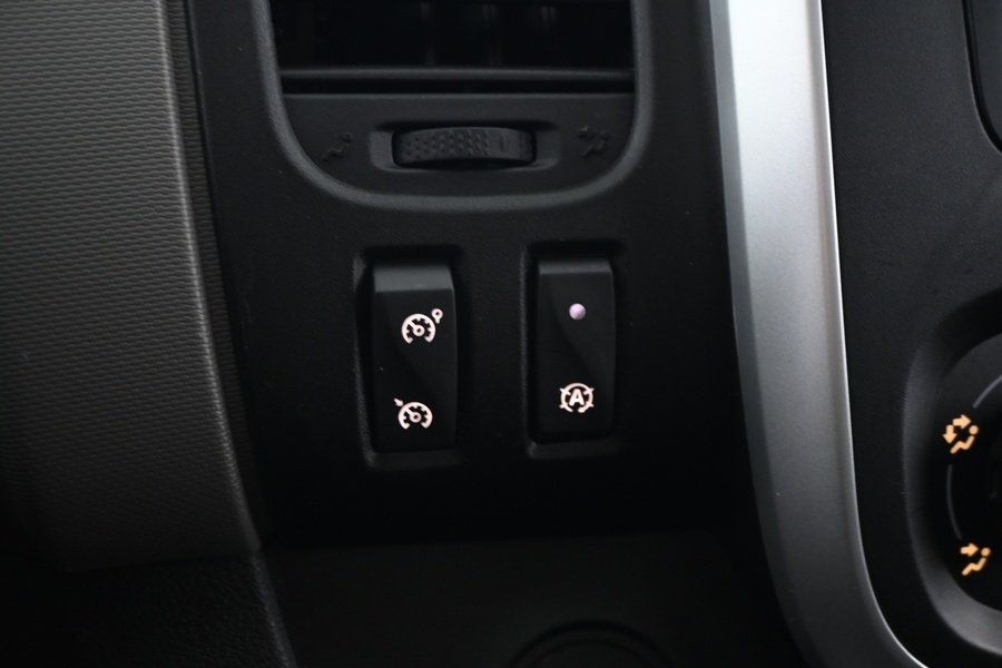 Nissan NV300 vaihtoauto