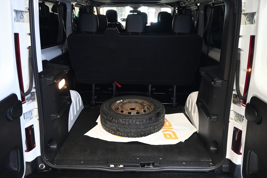 Nissan NV300 vaihtoauto