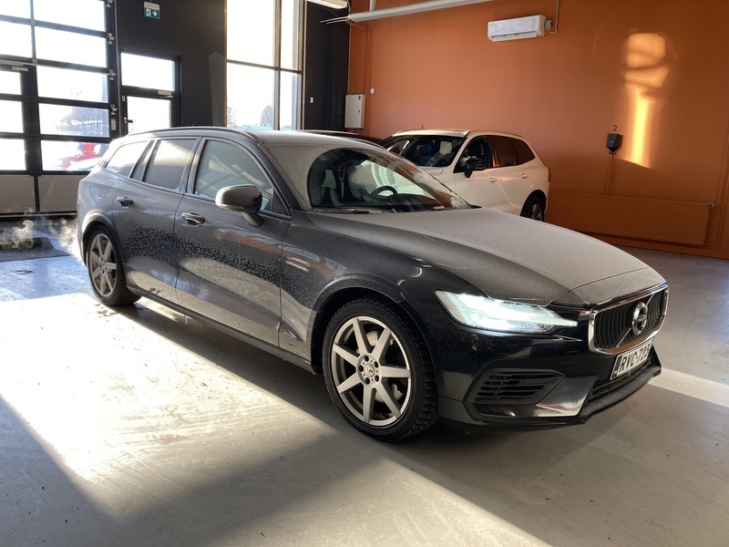 Volvo V60 vaihtoauto